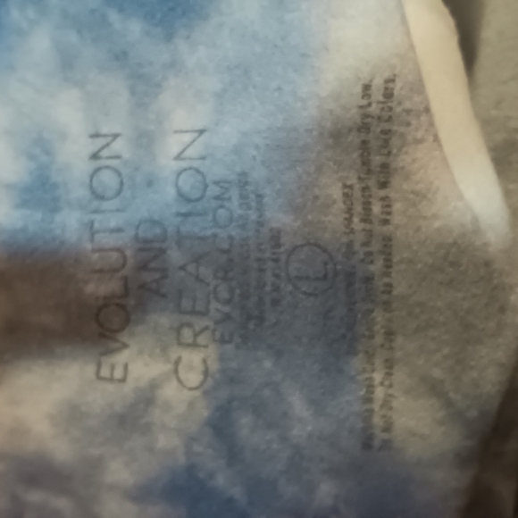 Evolution and Creation White and Blue Fitness/Athletic Shorts (W Pockets) Size L - Picture 5 of 5